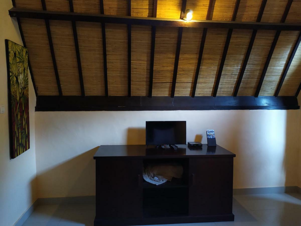 Kusuka Bungalow Джили Трауанган Екстериор снимка