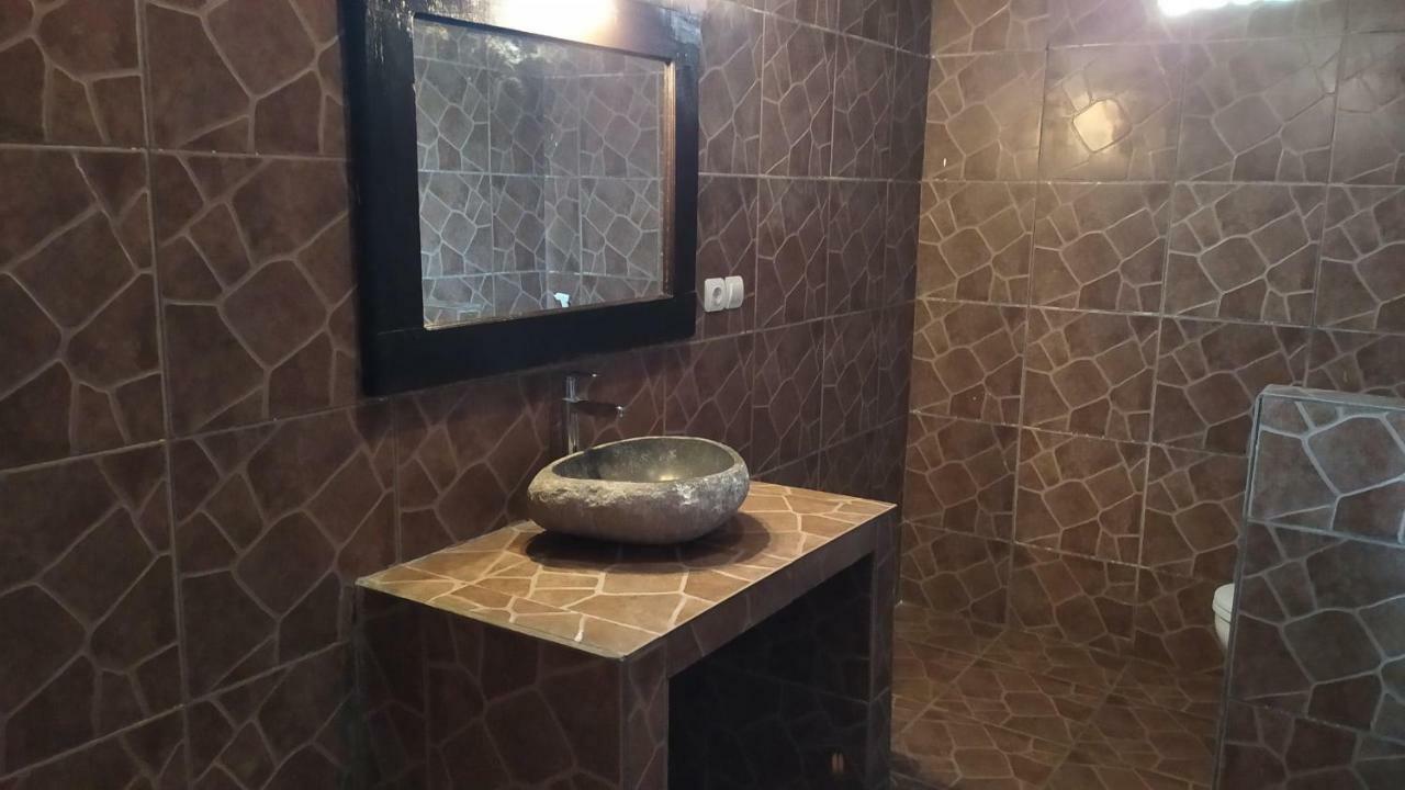 Kusuka Bungalow Джили Трауанган Екстериор снимка